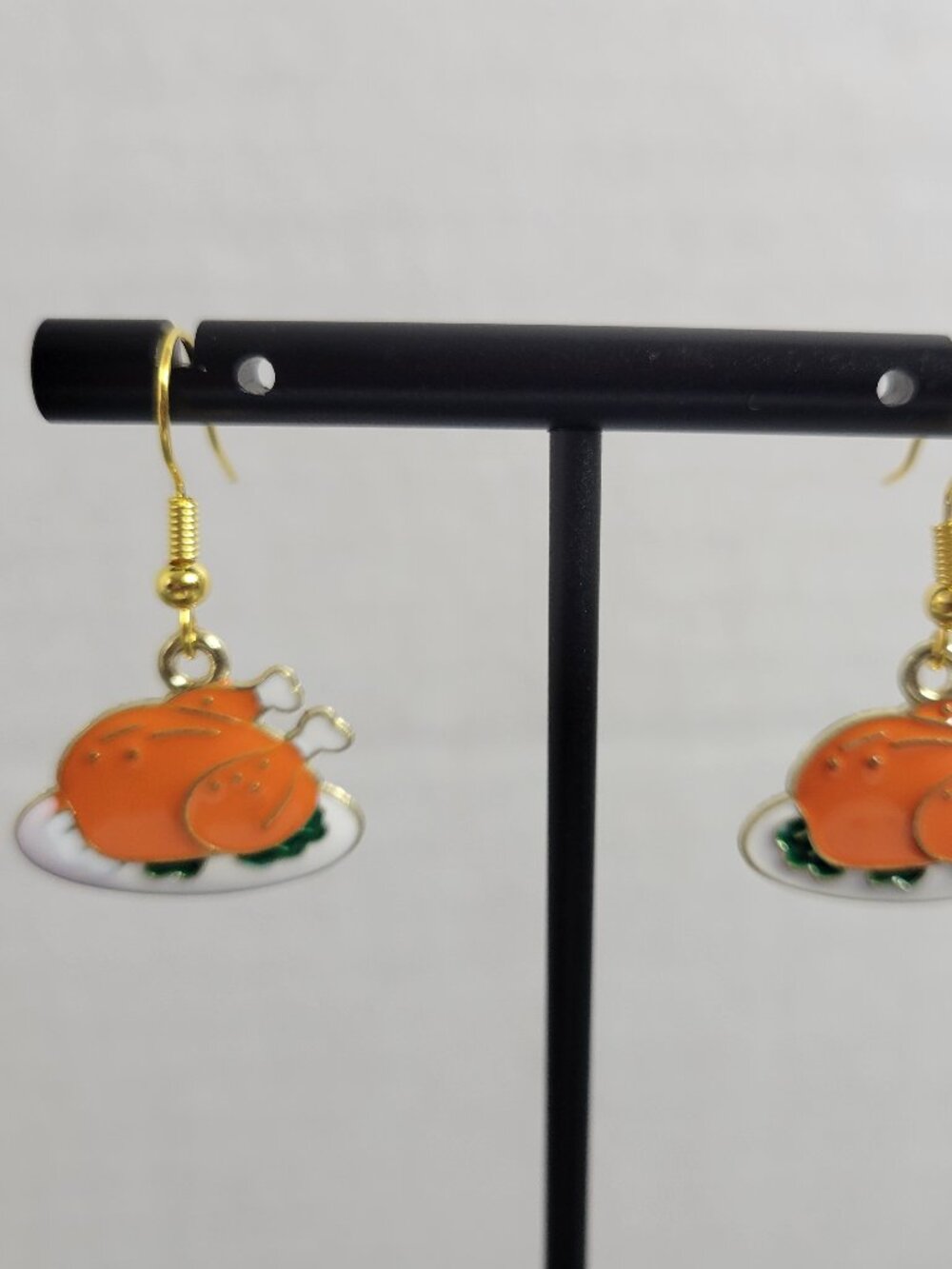 Thanksgiving Roasted Turkey Dangle Earrings Gold Tone Fall Autumn Feast E113E